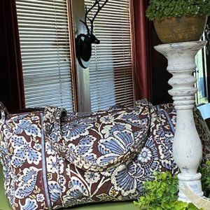 Vera Bradley - Medium Duffel Bag - 18x8x8- Cotton Quilted ( Blue/Chocolate)